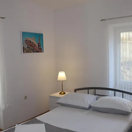 Cetina Appartement *