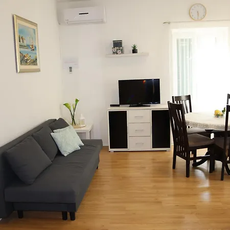 Cetina דירה *